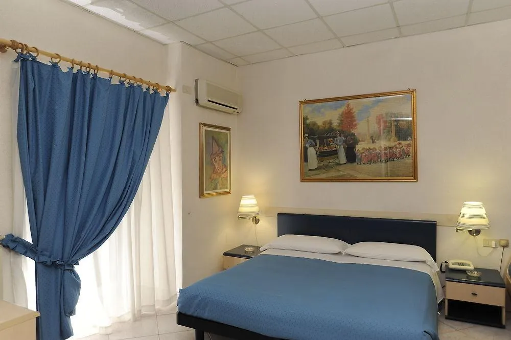 ***  Hotel Veronese Genua Italien